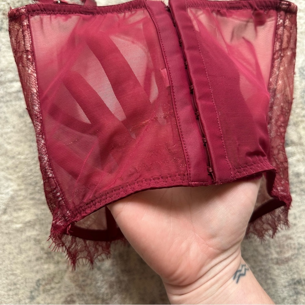 VICTORIA’S SECRET Dream Ángels CHANTILLY LACE MINI BUSTIER 32D Deep Red - Picture 4 of 5